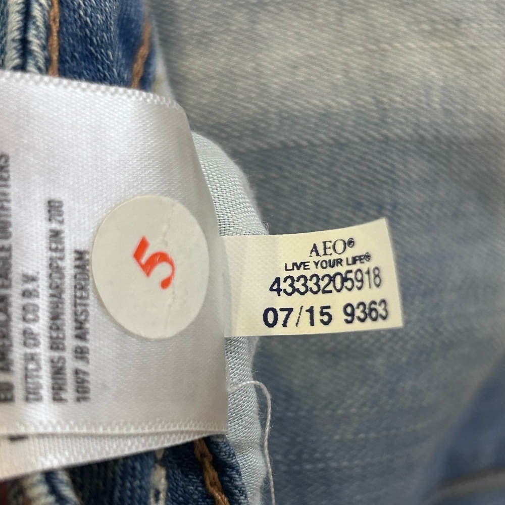 👖”American Eagle” Ladies Blue Super Stretch Skinny Jeans with Subtle Whiskering💙 - Picture 11 of 15